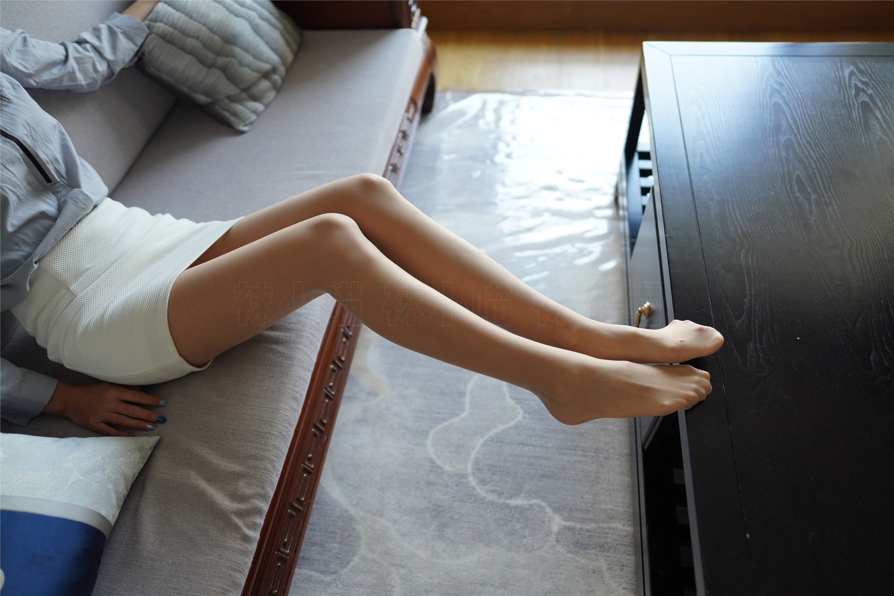 壹吻映画  2021.01.15 YW004 《梦梦-浅灰工作装》